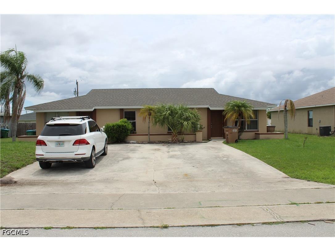 511 SE 5th Place #A - B Cape Coral FL 33990 2026018062 image1