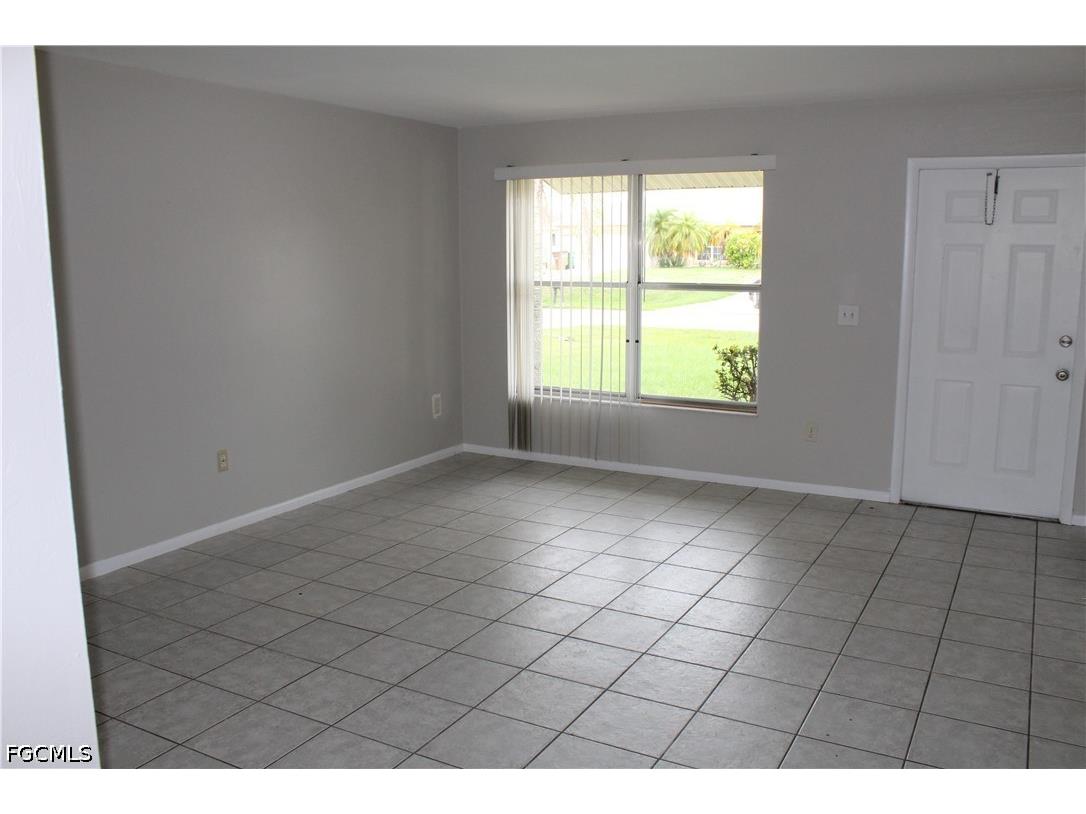 511 SE 5th Place #A - B Cape Coral FL 33990 2026018062 image15