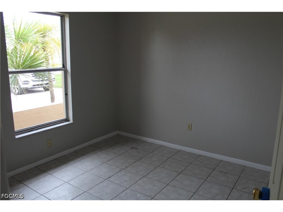 511 SE 5th Place #A - B Cape Coral FL 33990 2026018062 image18