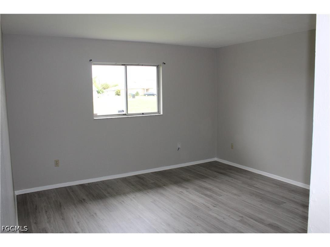 511 SE 5th Place #A - B Cape Coral FL 33990 2026018062 image5