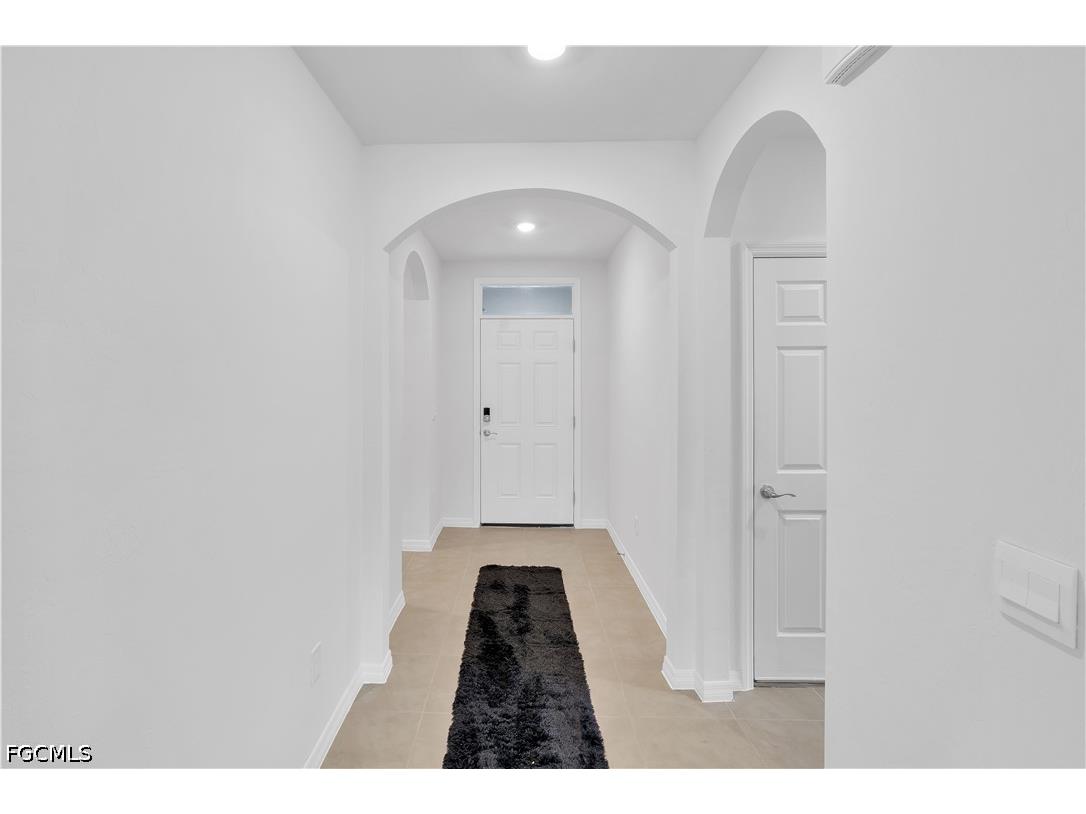 511 SW 26th Avenue Cape Coral FL 33991 2026025230 image5