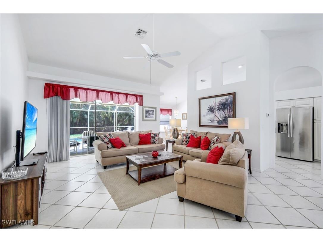 5110 Brixton Court Naples FL 34104 225076323 image2