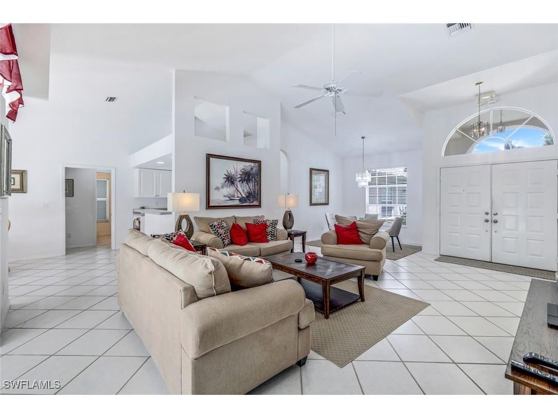 5110 Brixton Court Naples FL 34104 225076323 image4