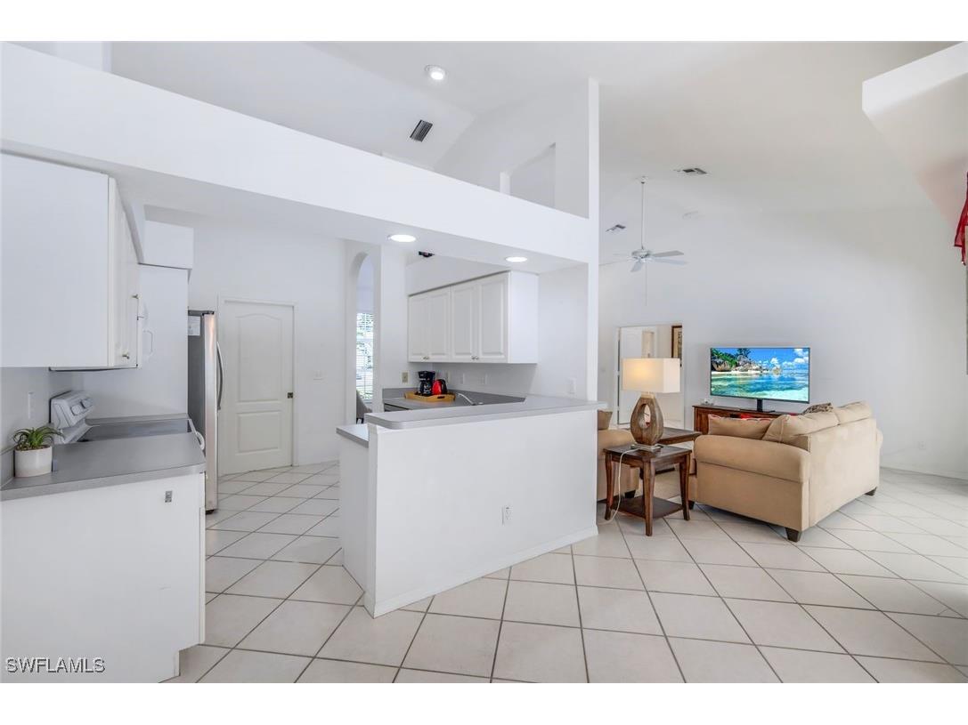 5110 Brixton Court Naples FL 34104 225076323 image8