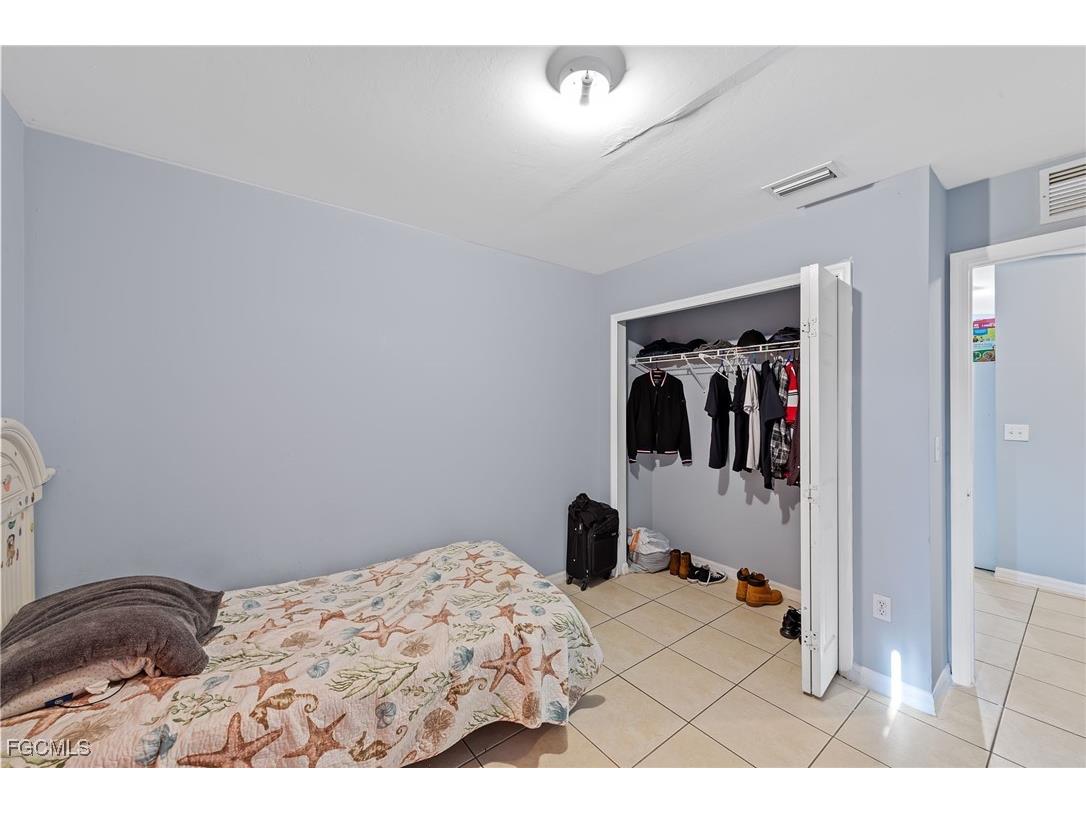 5113/5115 24th Street SW Lehigh Acres FL 33973 2026004595 image10