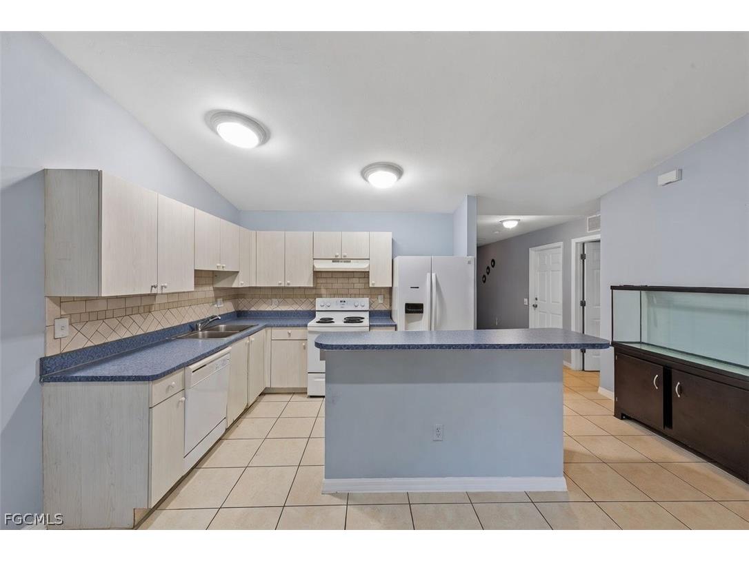 5113/5115 24th Street SW Lehigh Acres FL 33973 2026004595 image13