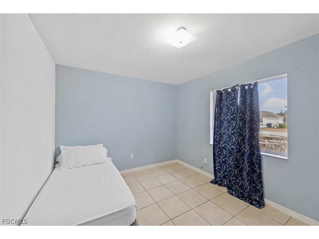 5113/5115 24th Street SW Lehigh Acres FL 33973 2026004595 image6