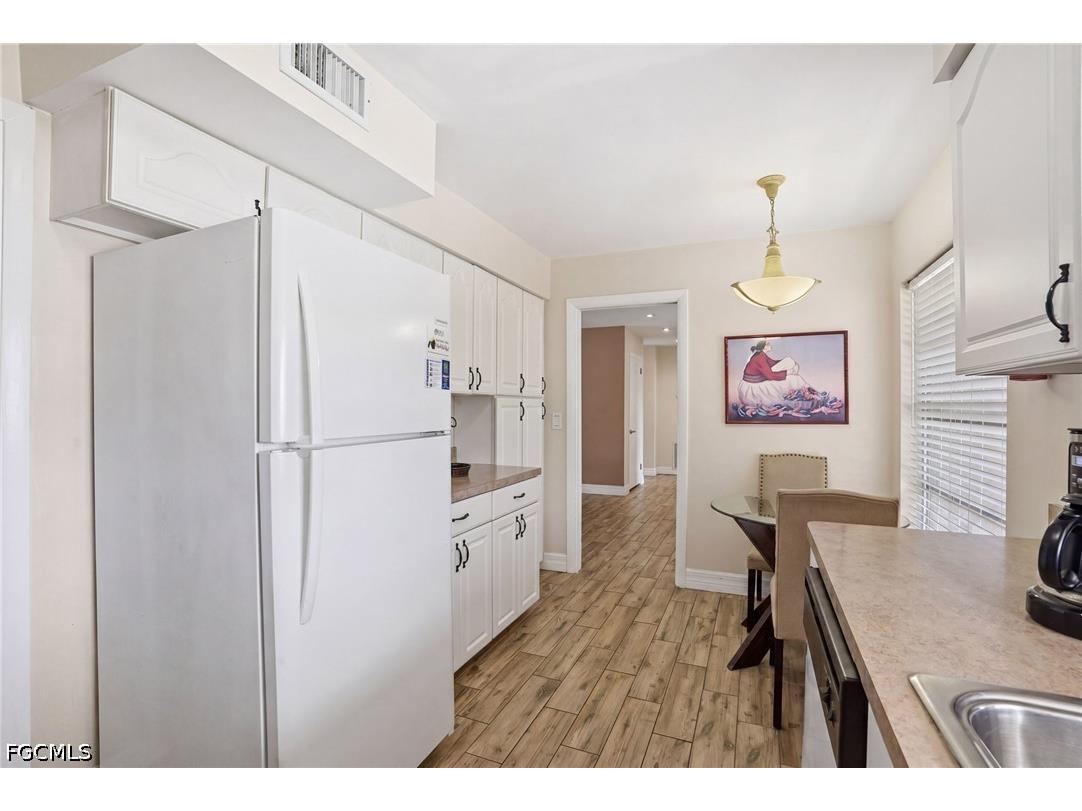 5117 Rutland Court Cape Coral FL 33904 2026018971 image11