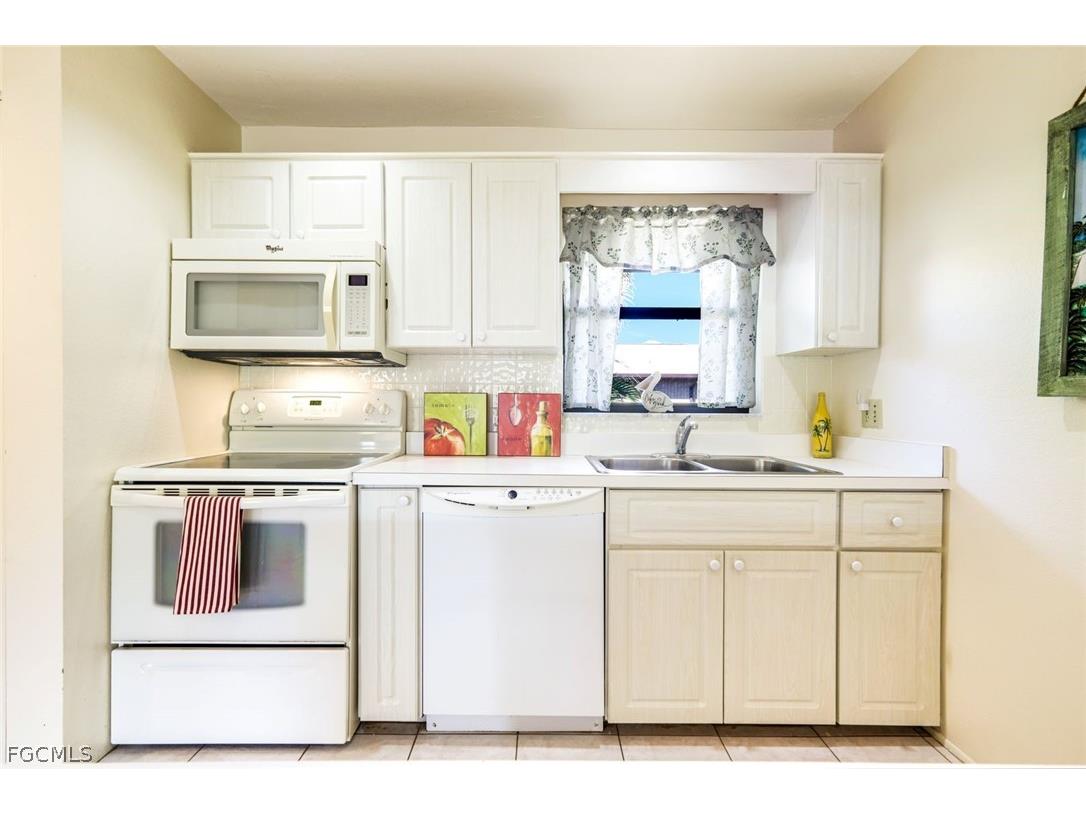 5117 Sea Bell Road #A201 Sanibel FL 33957 2026008994 image8
