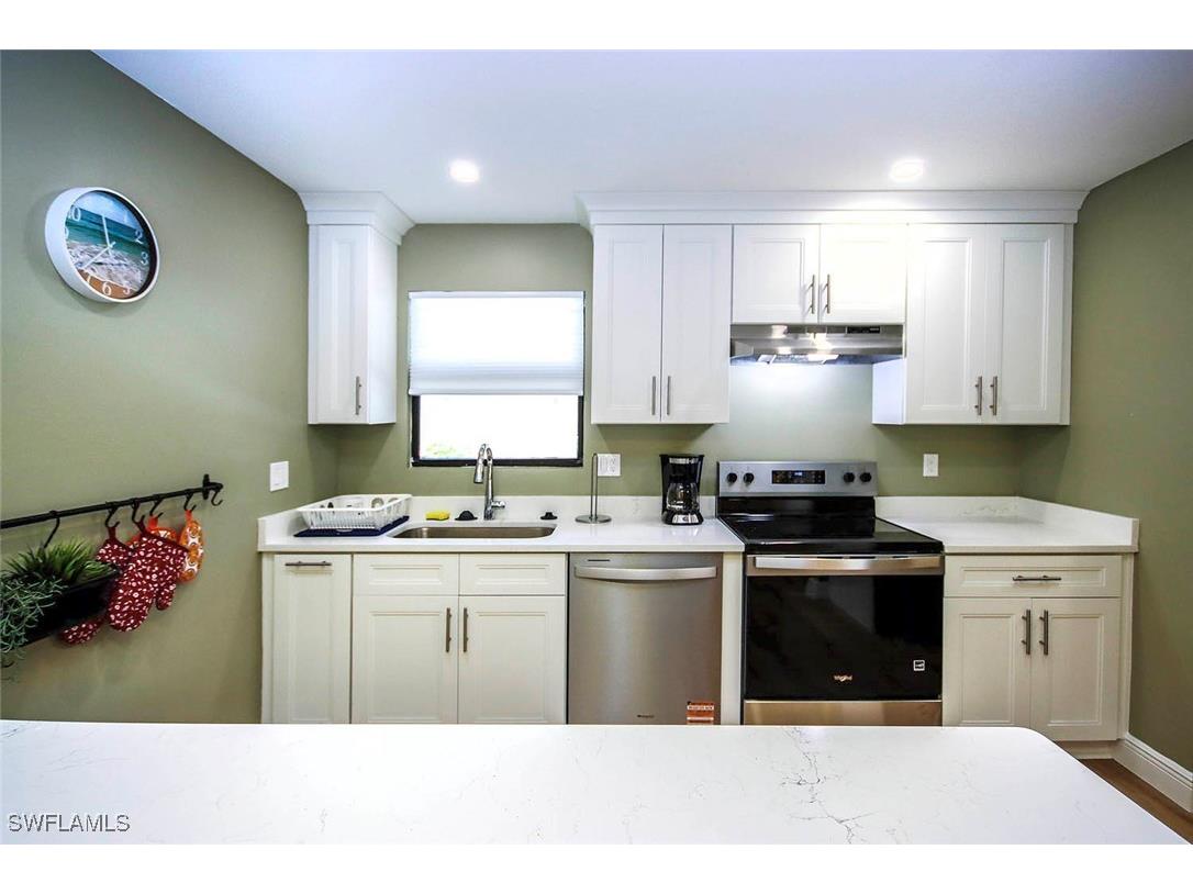 5117 Sea Bell Road #B101 Sanibel FL 33957 225034203 image6