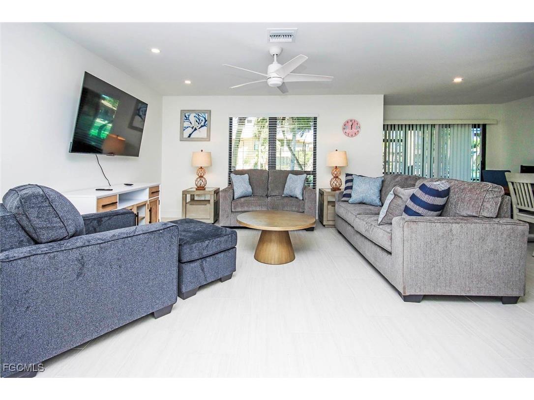 5117 Sea Bell Road #E103 Sanibel FL 33957 2025023136 image1