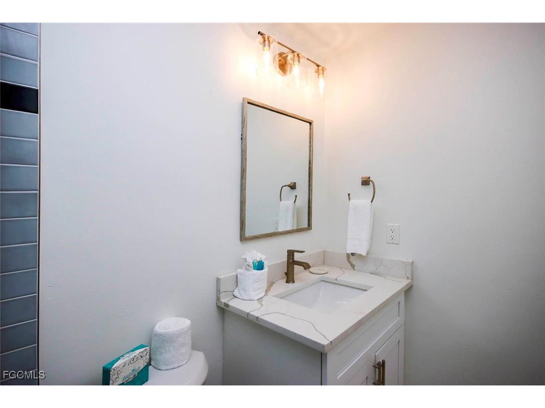 5117 Sea Bell Road #E103 Sanibel FL 33957 2025023136 image19