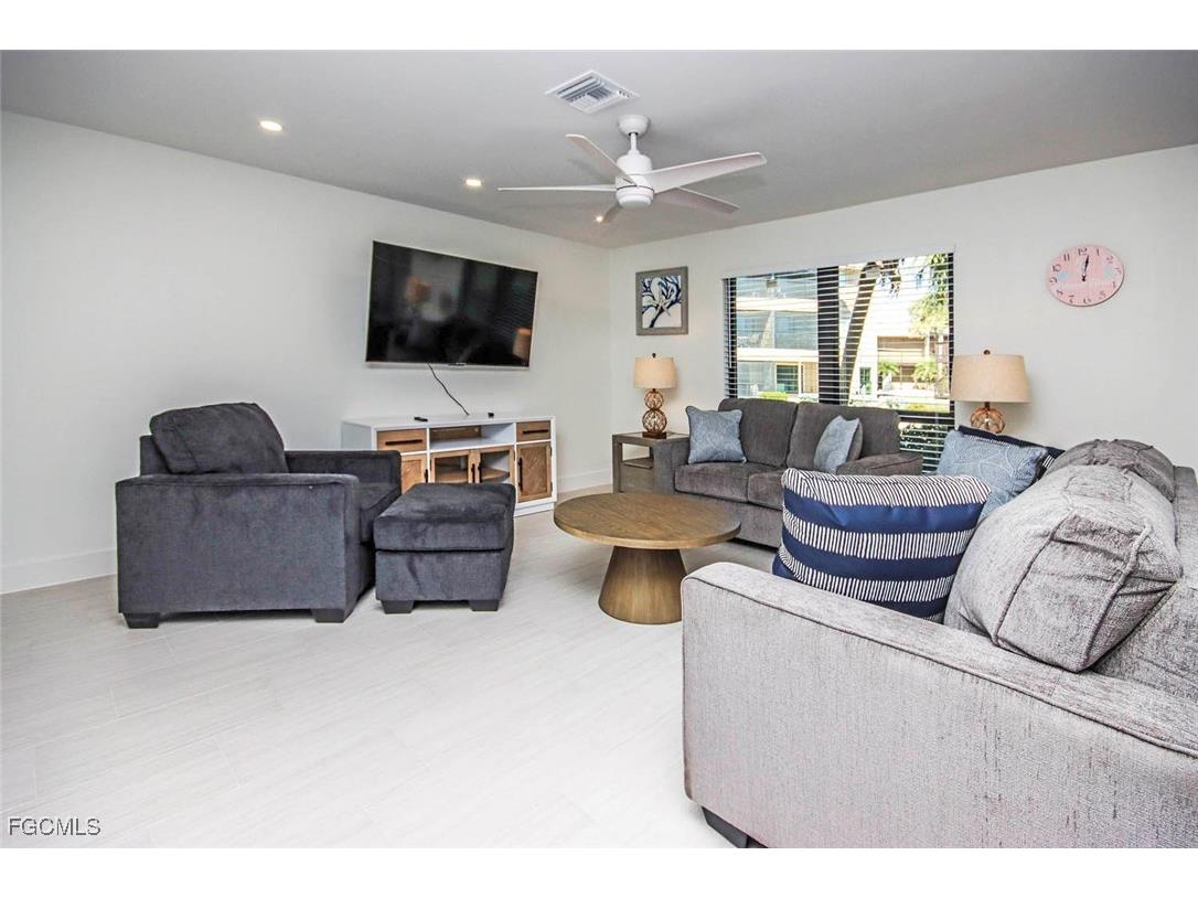 5117 Sea Bell Road #E103 Sanibel FL 33957 2025023136 image4