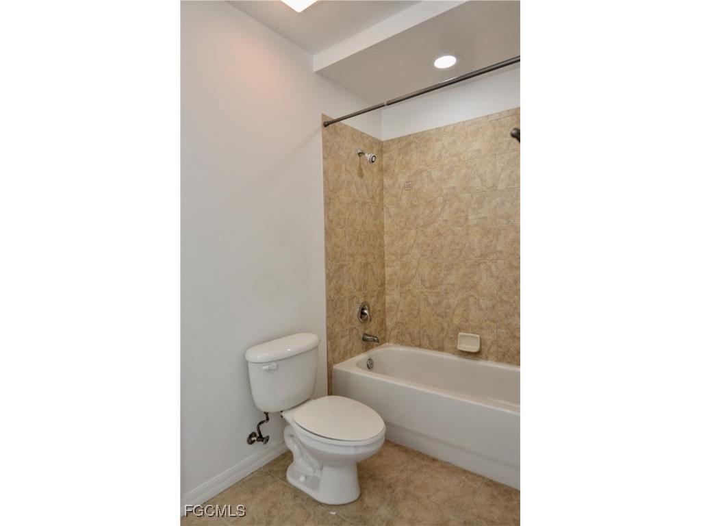 5119 Melbourne Street #C-304 Port Charlotte FL 33980 2025006121 image16