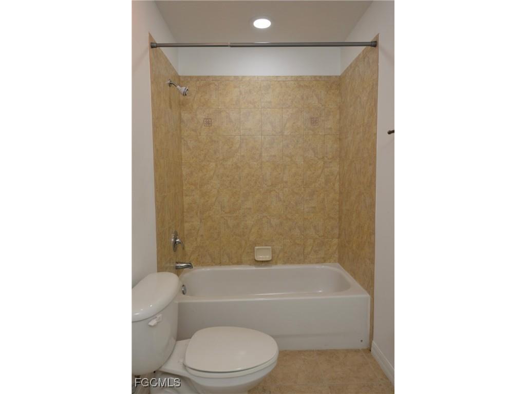 5119 Melbourne Street #C-304 Port Charlotte FL 33980 2025006121 image19