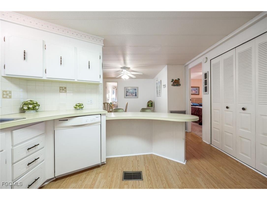 512 Crampton Lane North Fort Myers FL 33903 2026002692 image15