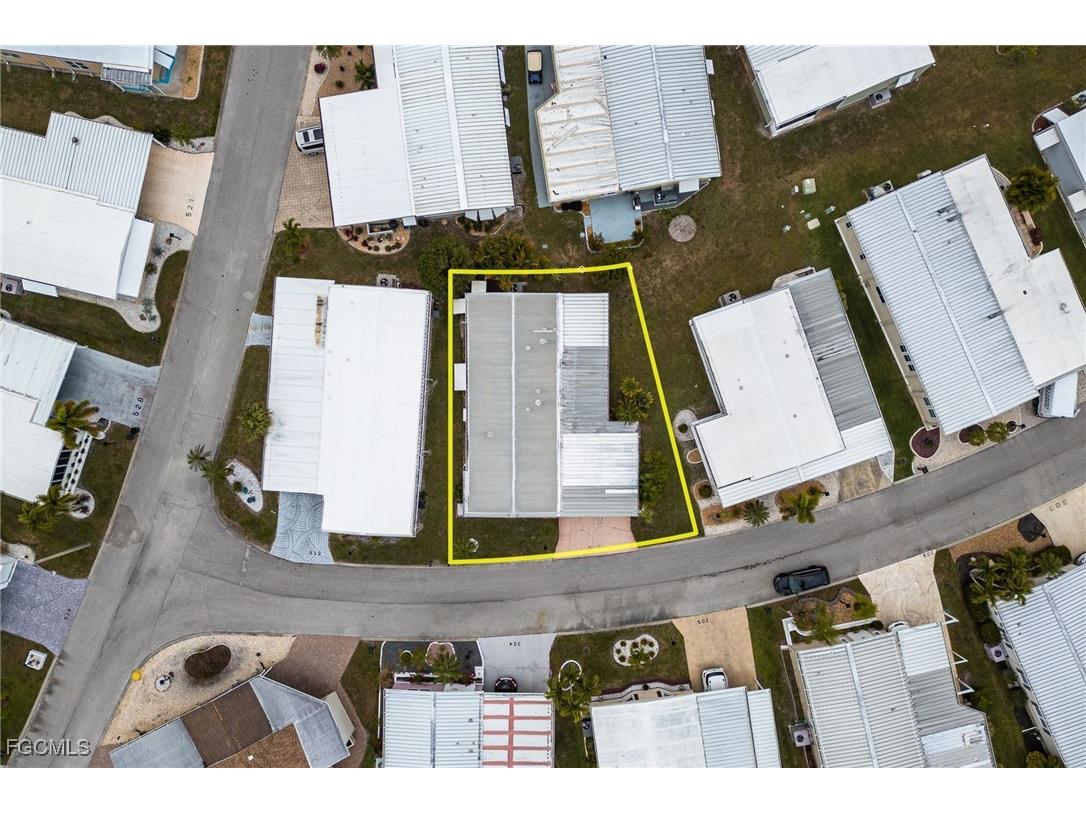 512 Crampton Lane North Fort Myers FL 33903 2026002692 image35