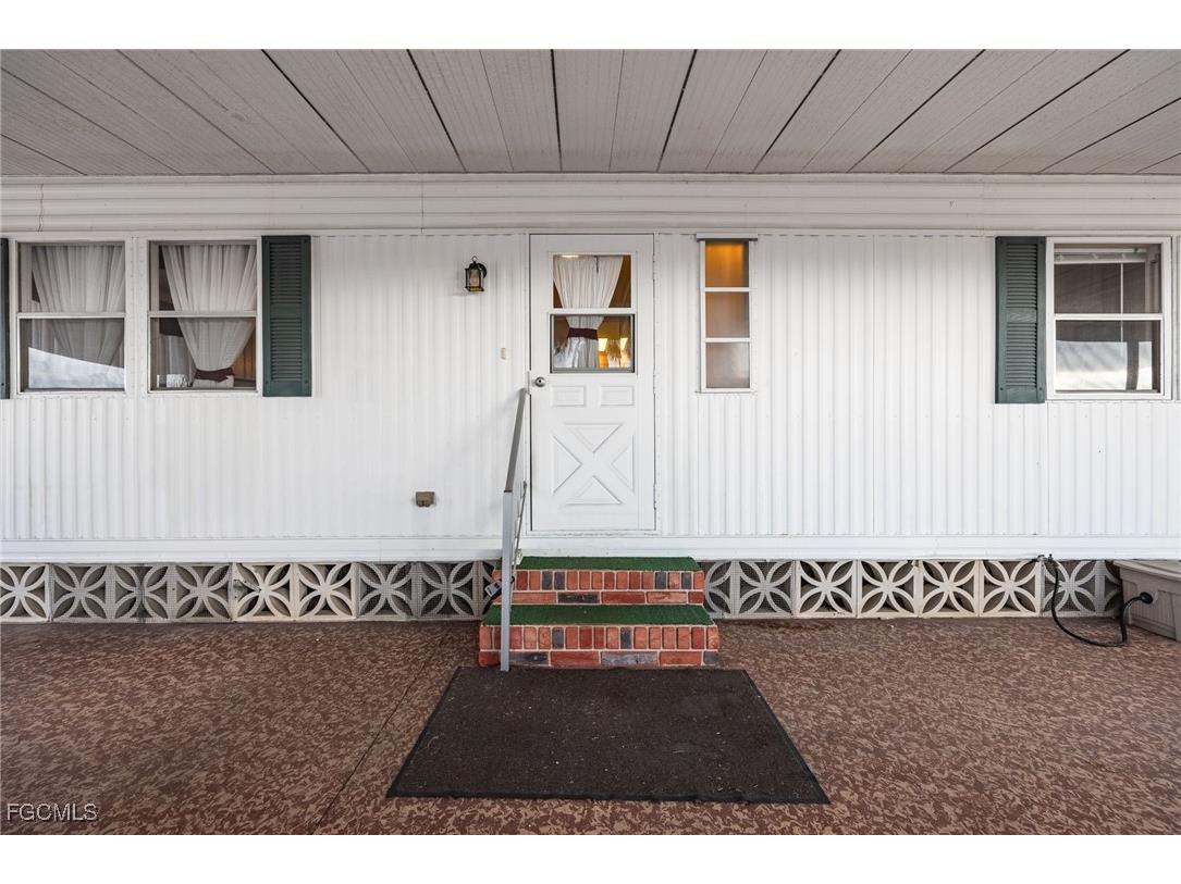 512 Crampton Lane North Fort Myers FL 33903 2026002692 image6