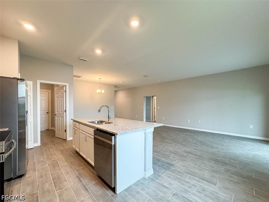 512 NW 25th Avenue Cape Coral FL 33993 2026025291 image17