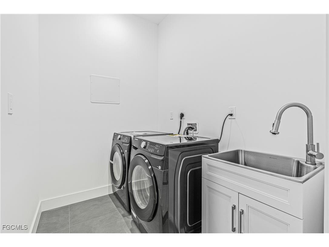 512 NW 35th Place Cape Coral FL 33993 2026000017 image31