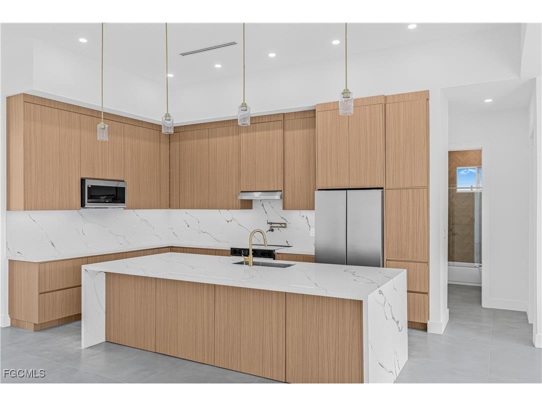 512 NW 35th Place Cape Coral FL 33993 224092938 image15