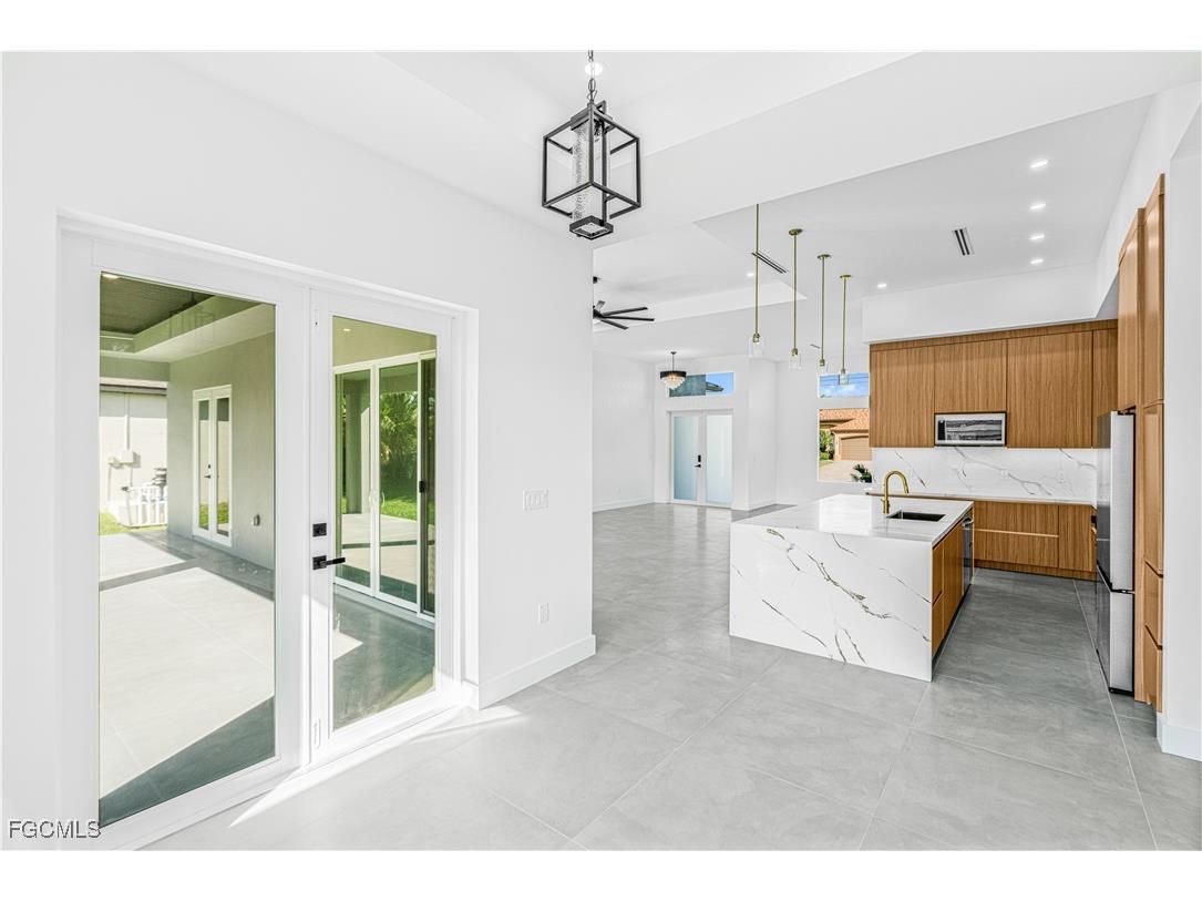 512 NW 35th Place Cape Coral FL 33993 224092938 image19