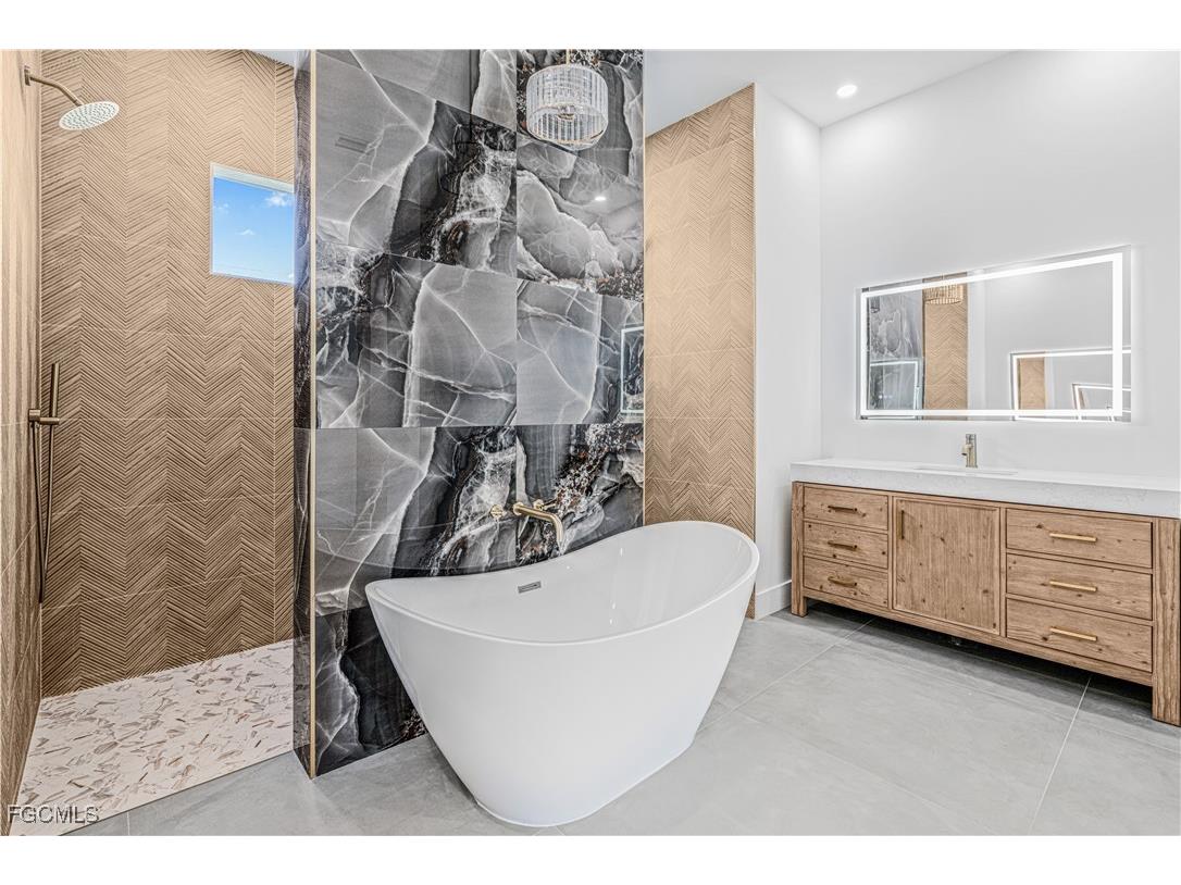 512 NW 35th Place Cape Coral FL 33993 224092938 image30