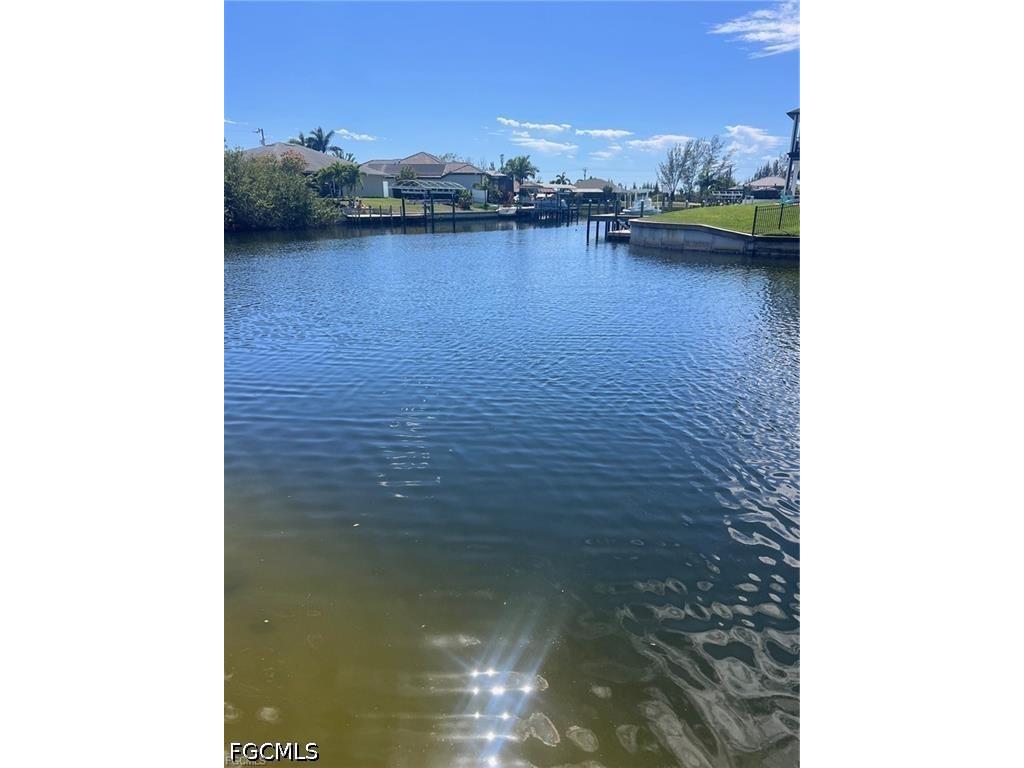 512 NW 38th Place Cape Coral FL 33993 2026015358 image3