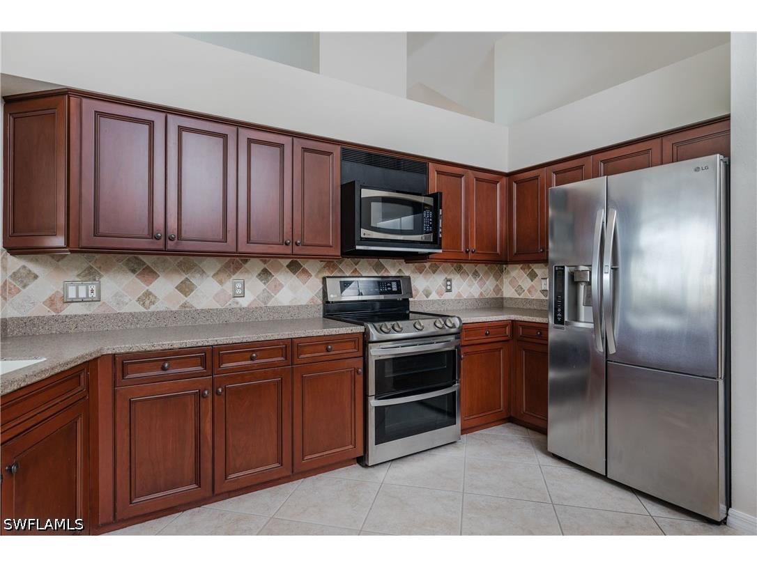 512 SE 33rd Terrace Cape Coral FL 33904 226017903 image12