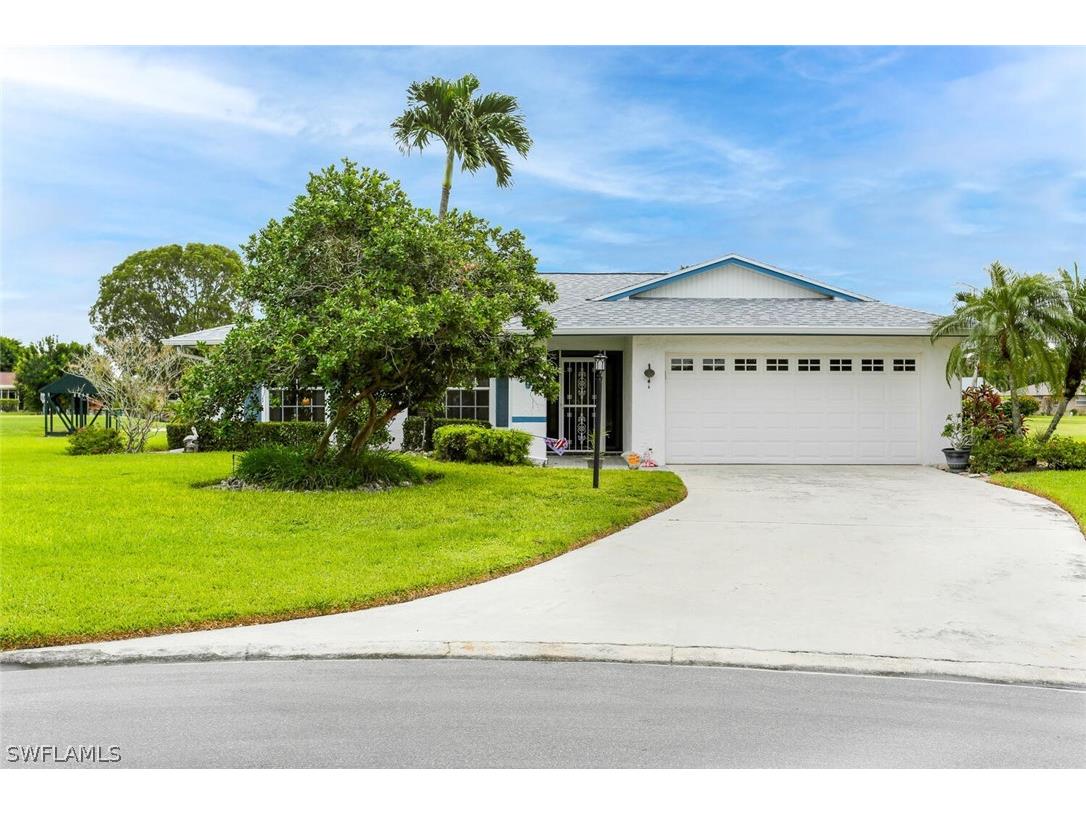 512 Whitewater Way Naples FL 34112 224054813 image1
