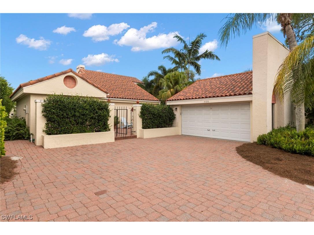 5120 Alpha Court Naples FL 34105 223074070 image1
