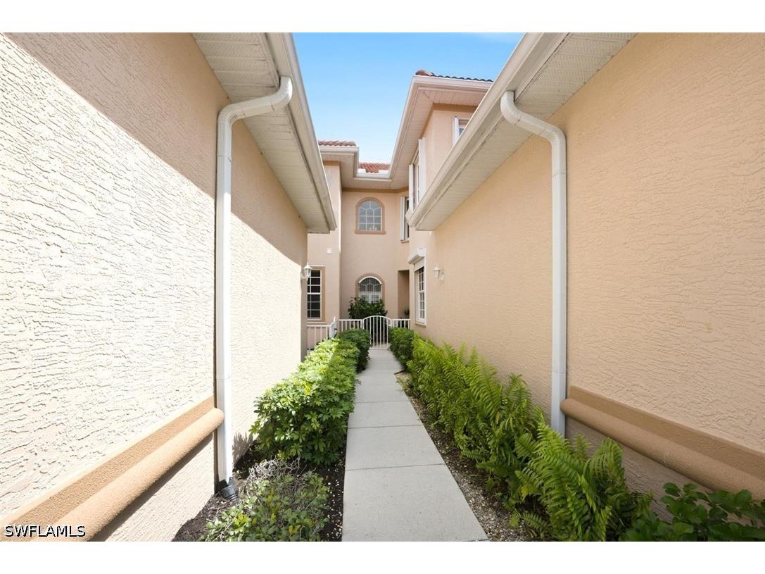5120 W Hyde Park Court #103 Fort Myers FL 33912 226023764 image2
