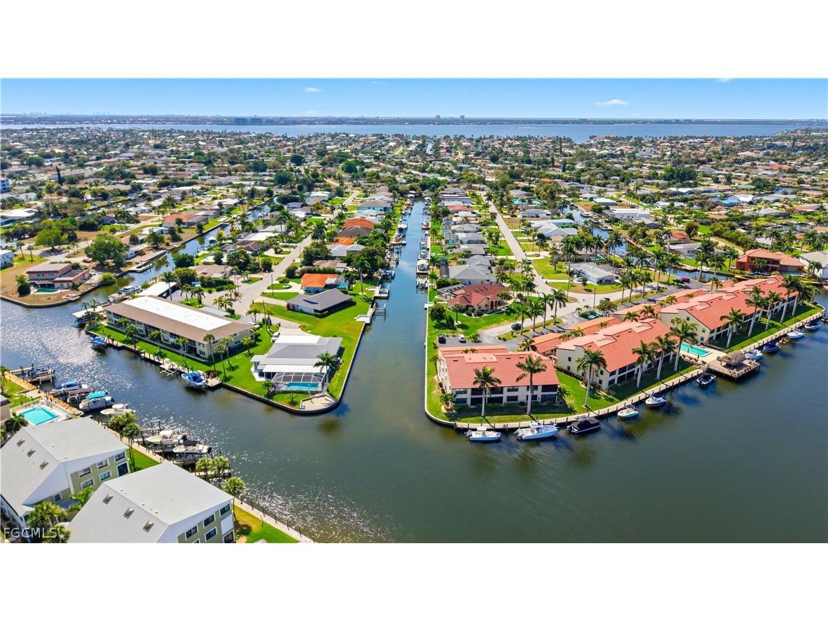5121 Sunnybrook Court #26 Cape Coral FL 33904 2026011072 image2