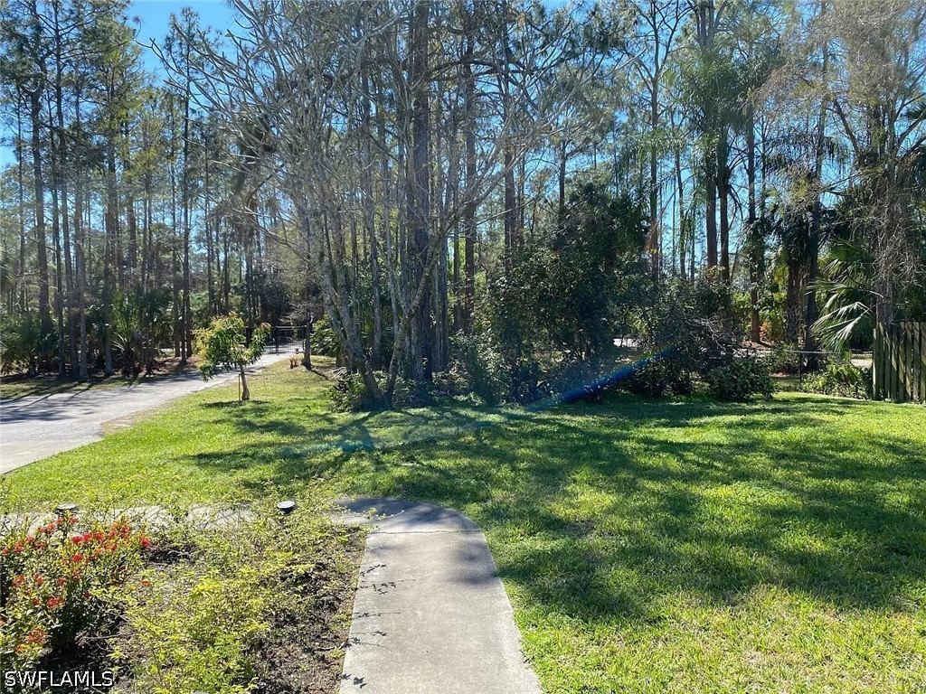 5121 Teak Wood Drive Naples FL 34119 226016072 image22