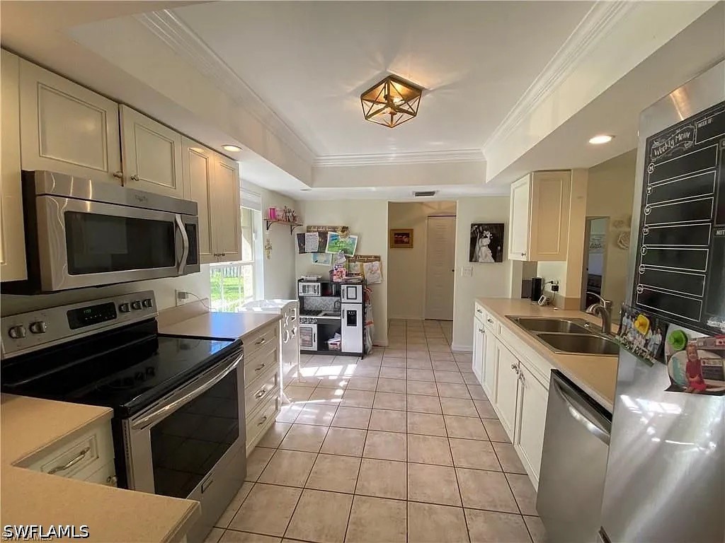 5121 Teak Wood Drive Naples FL 34119 226016072 image4