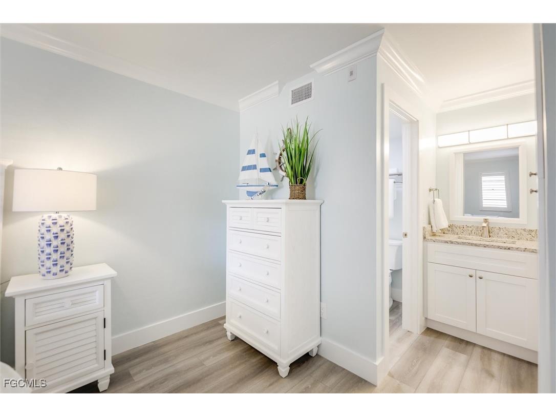 5122 Bayside Villas Captiva FL 33924 2026002394 image26