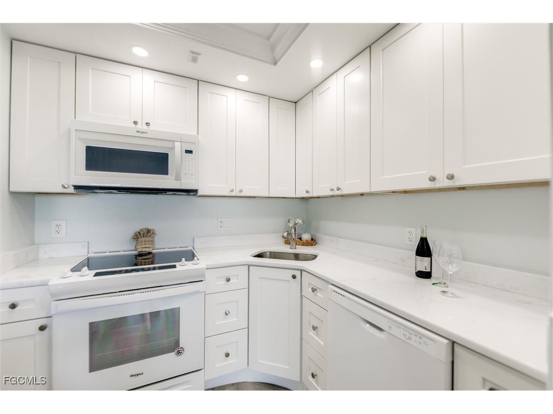 5122 Bayside Villas Captiva FL 33924 2026002394 image33