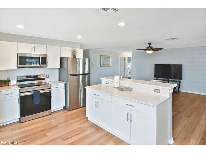 5122 Beecher Street Lehigh Acres FL 33971 2026010297 image7