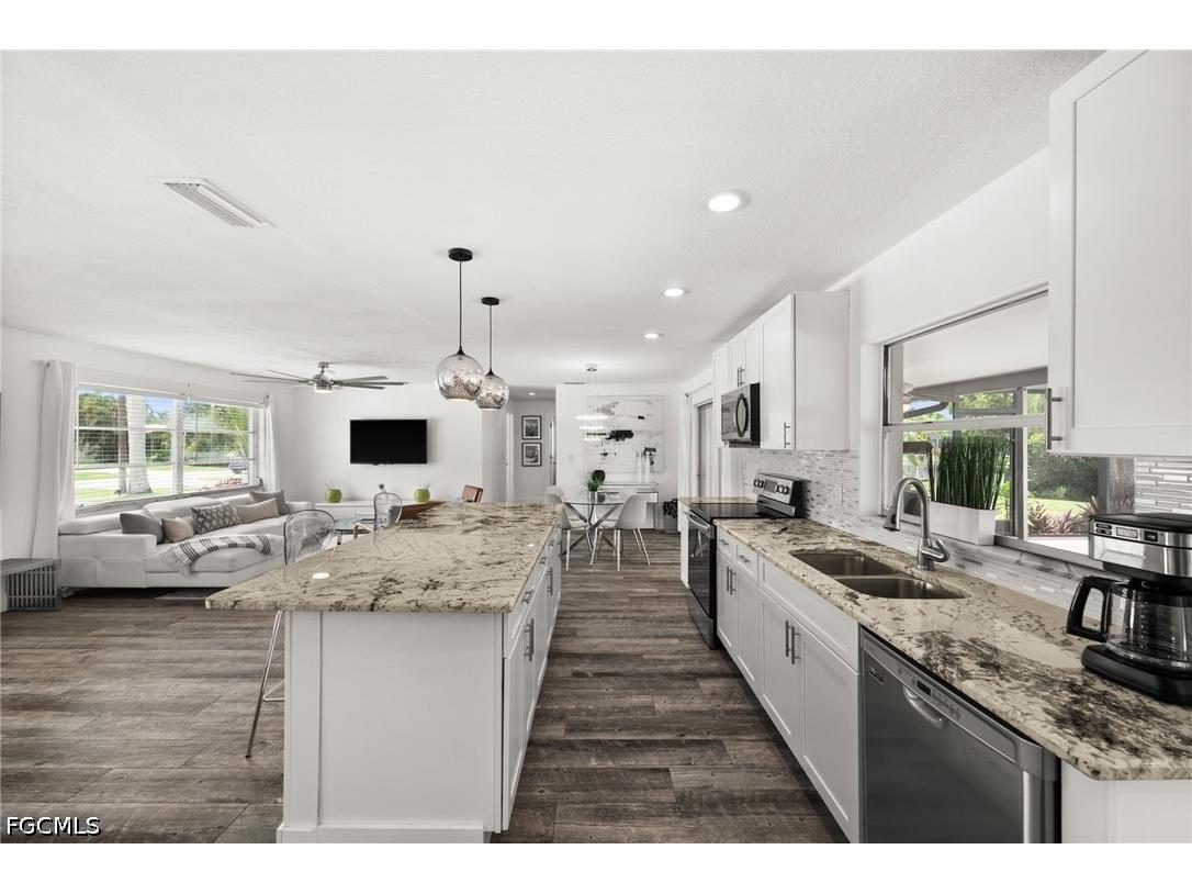 5122 SW 3rd Avenue Cape Coral FL 33914 2026027583 image8