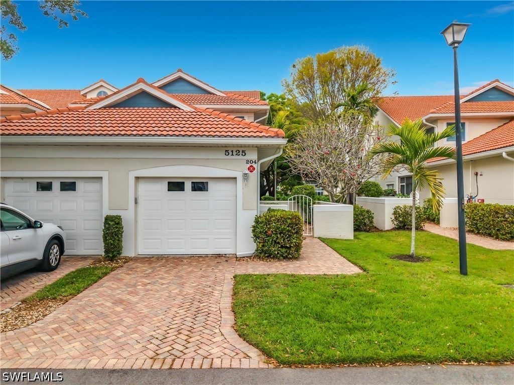 5125 Cedar Springs Drive #204 Naples FL 34110 226014073 image1