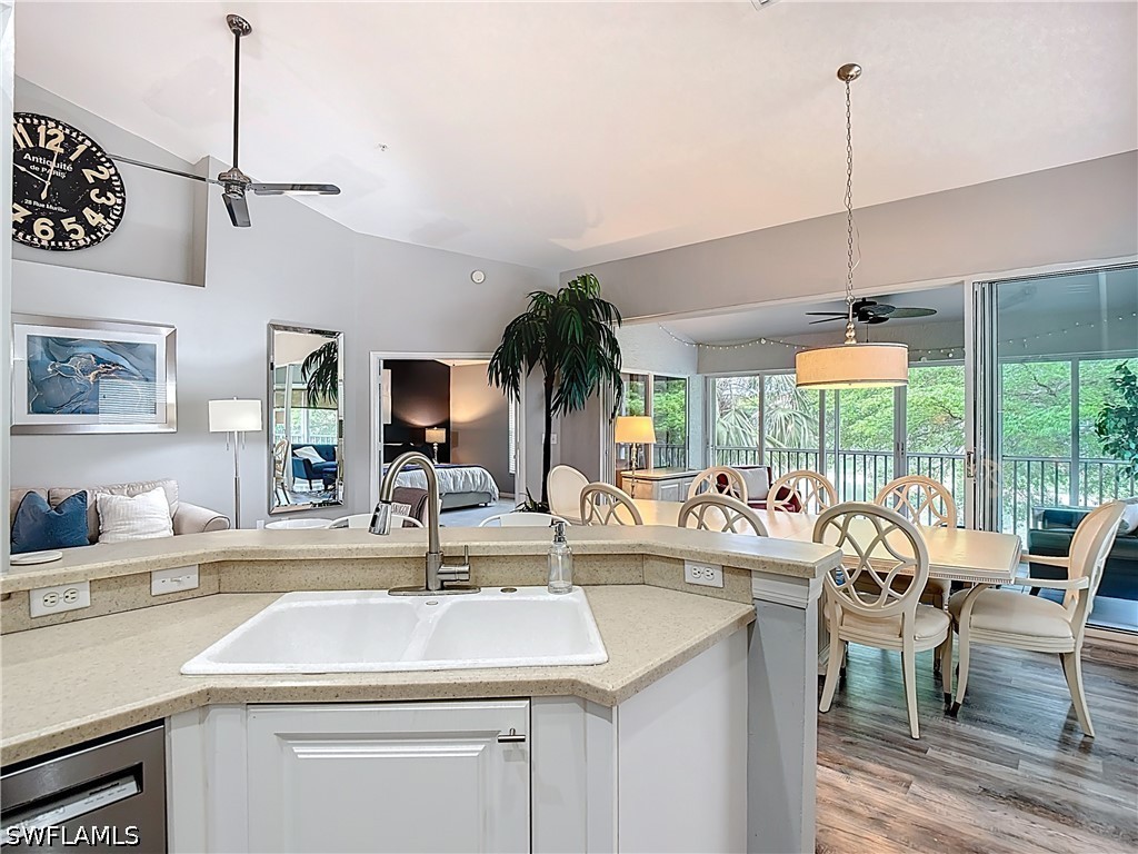 5125 Cedar Springs Drive #204 Naples FL 34110 226014073 image16