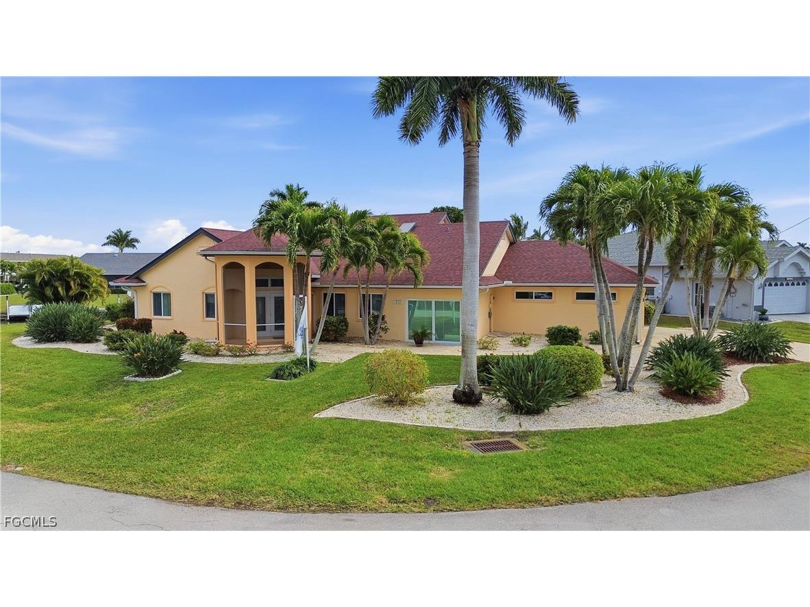 5125 Sunnybrook Court Cape Coral FL 33904 2026007618 image1