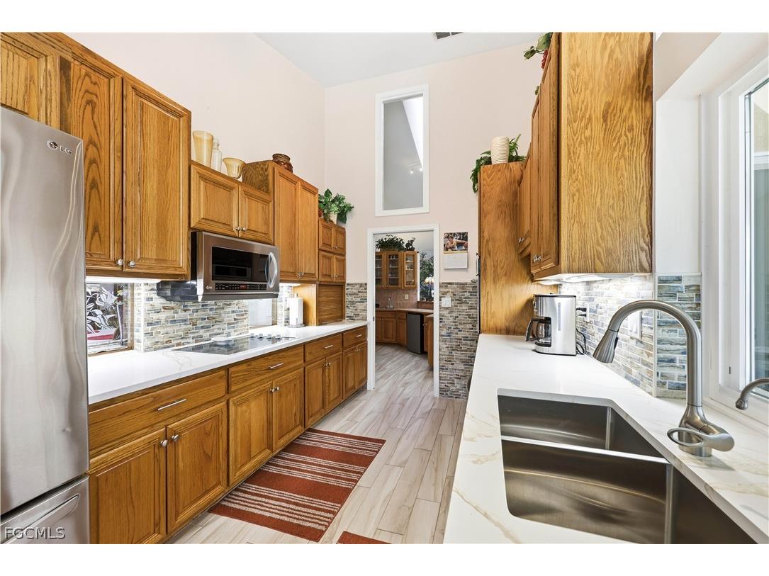 5125 Sunnybrook Court Cape Coral FL 33904 2026007618 image10