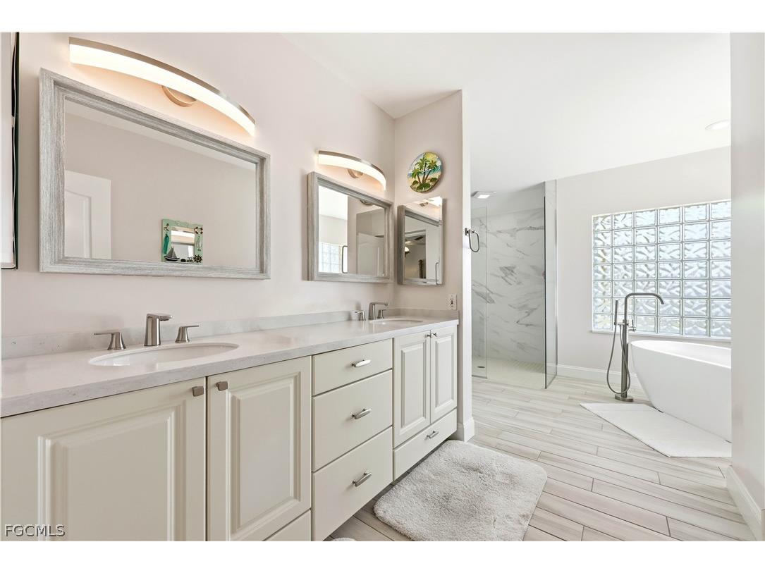 5125 Sunnybrook Court Cape Coral FL 33904 2026007618 image18