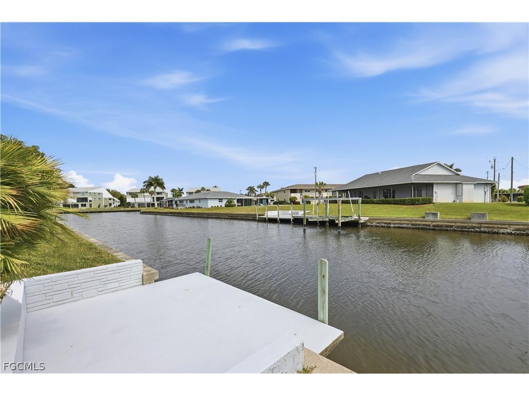 5125 Sunnybrook Court Cape Coral FL 33904 2026007618 image31