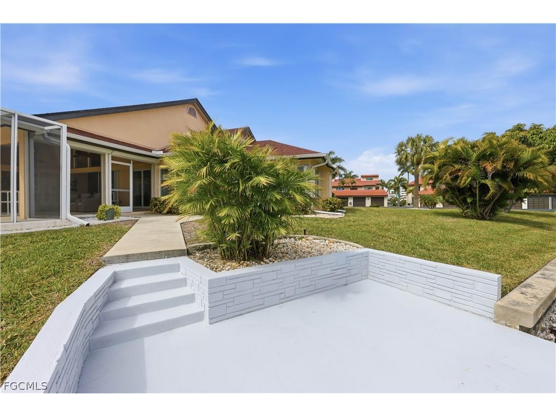 5125 Sunnybrook Court Cape Coral FL 33904 2026007618 image32