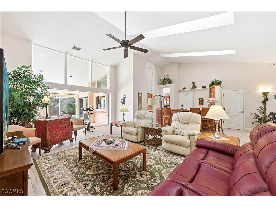 5125 Sunnybrook Court Cape Coral FL 33904 2026007618 image5