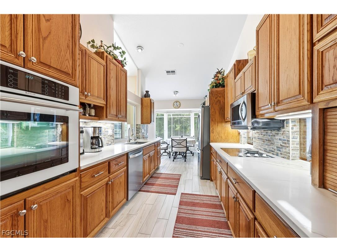 5125 Sunnybrook Court Cape Coral FL 33904 2026007618 image9