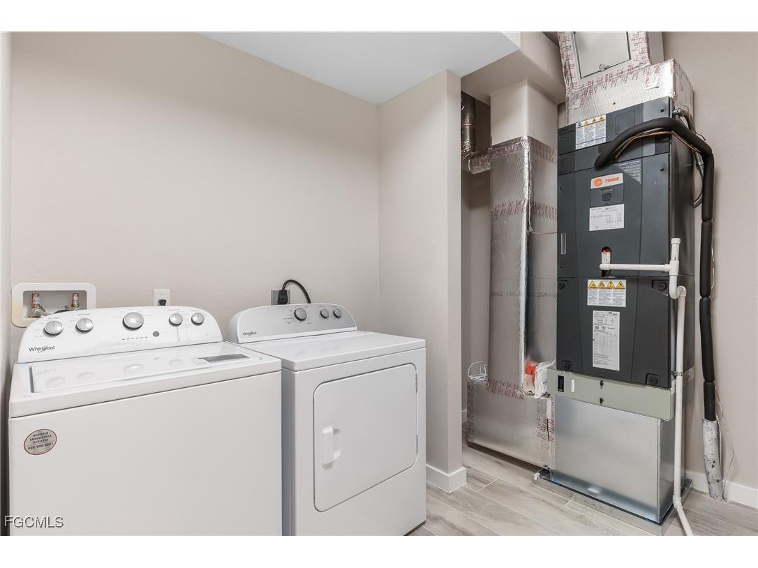 5126 Coronado Parkway Cape Coral FL 33904 2025017962 image20