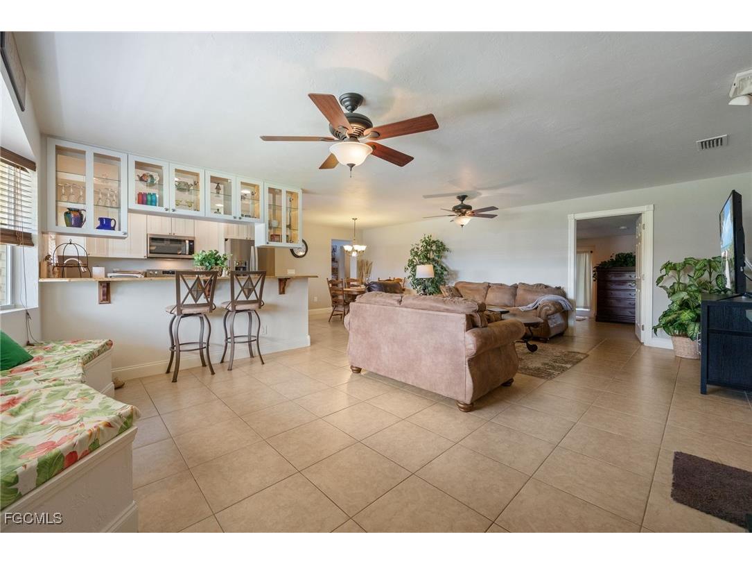 5128 York Court Cape Coral FL 33904 2025020286 image15